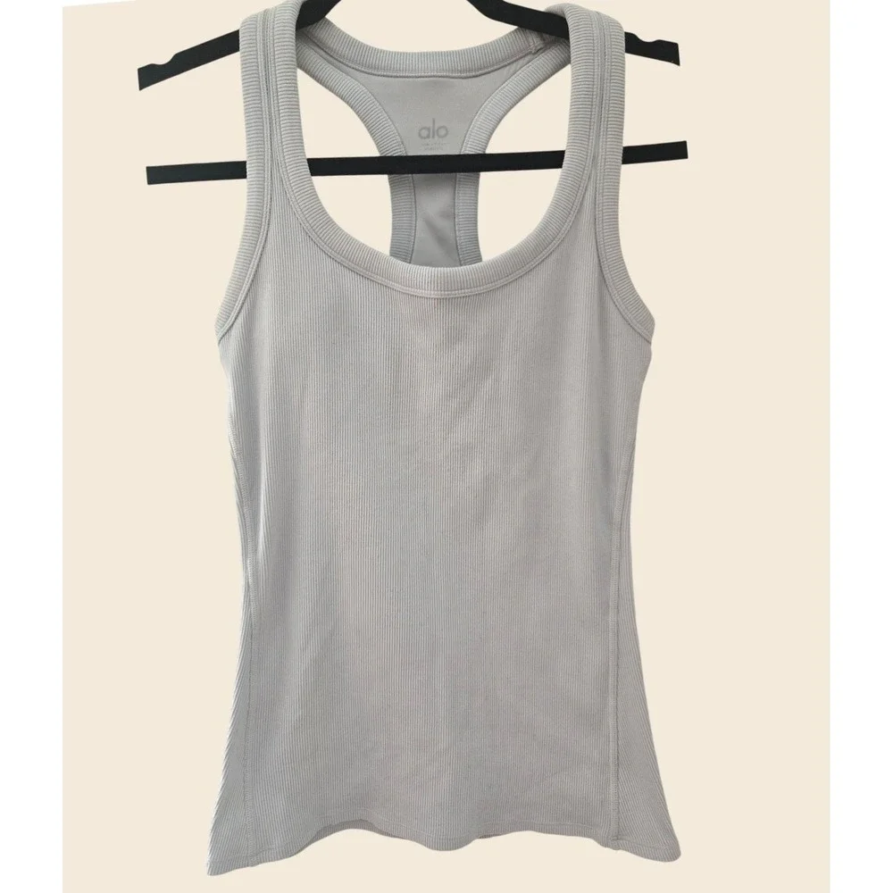 ALO Yoga Women’s Ribbed Tank Top in Light Gray